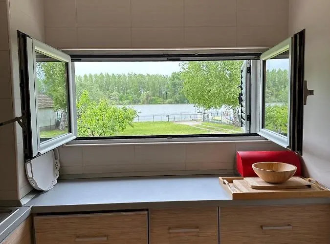 Kuca Na Dunavu 베오그라드